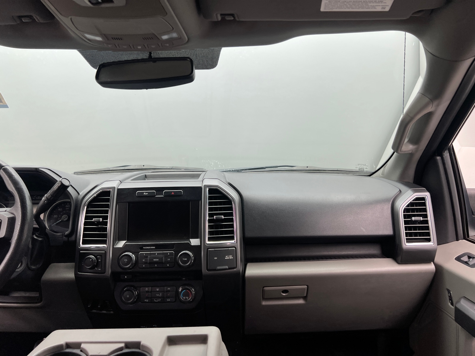 Thumbnail: 2015 Ford Econoline - 3