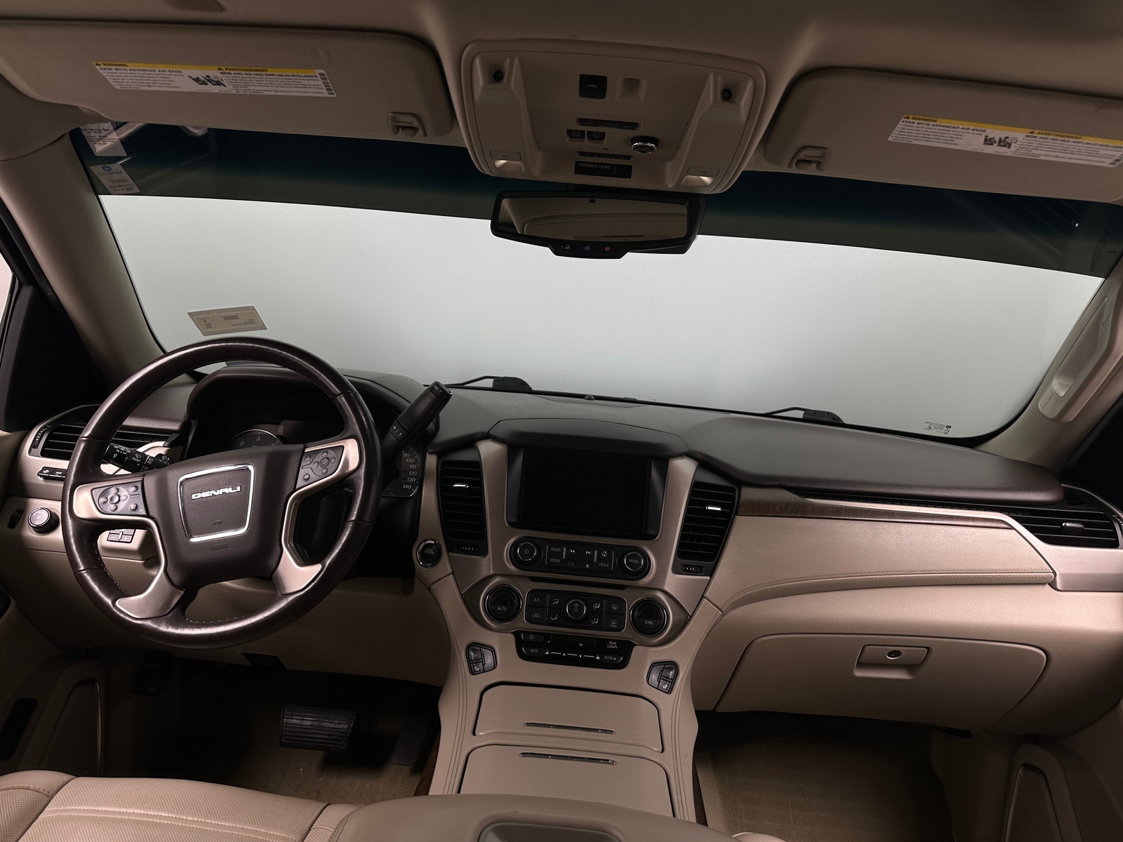 Thumbnail: 2018 GMC Yukon XL - 2