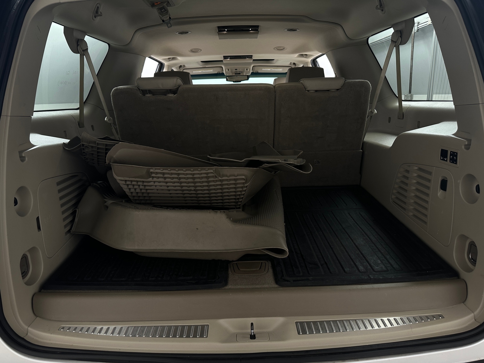 Thumbnail: 2018 GMC Yukon XL - 6