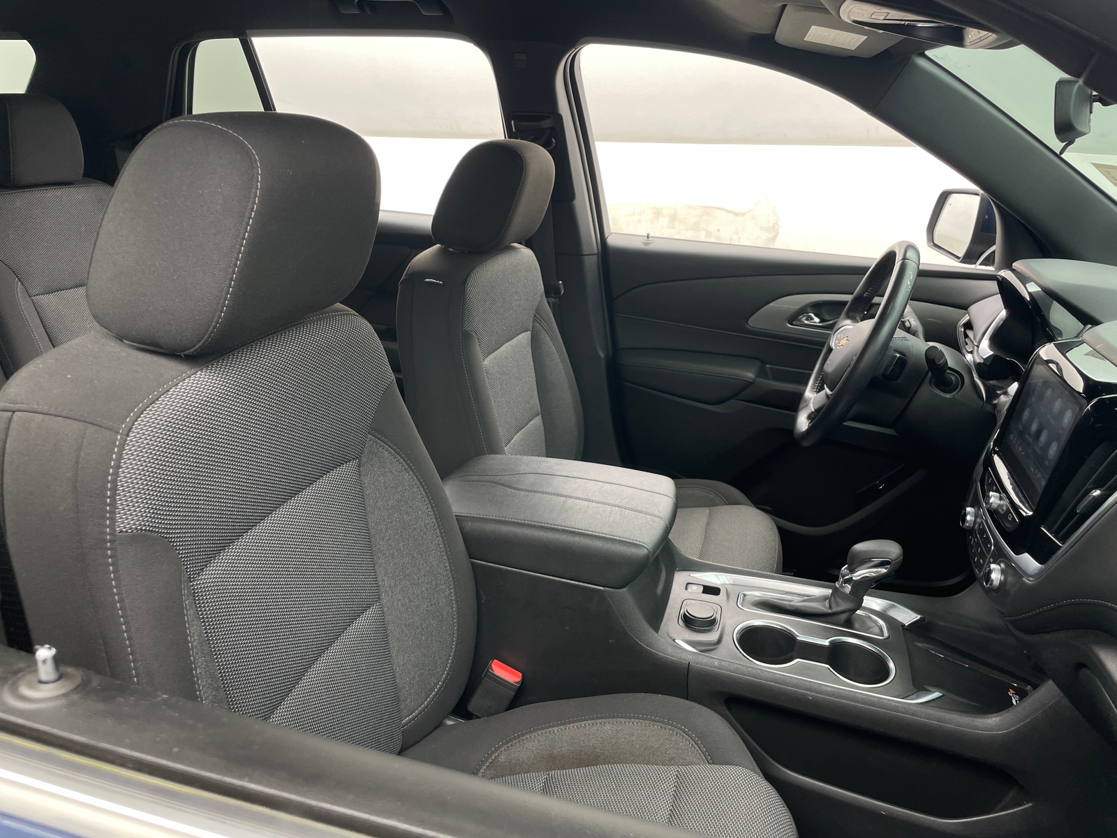 Thumbnail: 2022 Chevrolet Traverse - 2