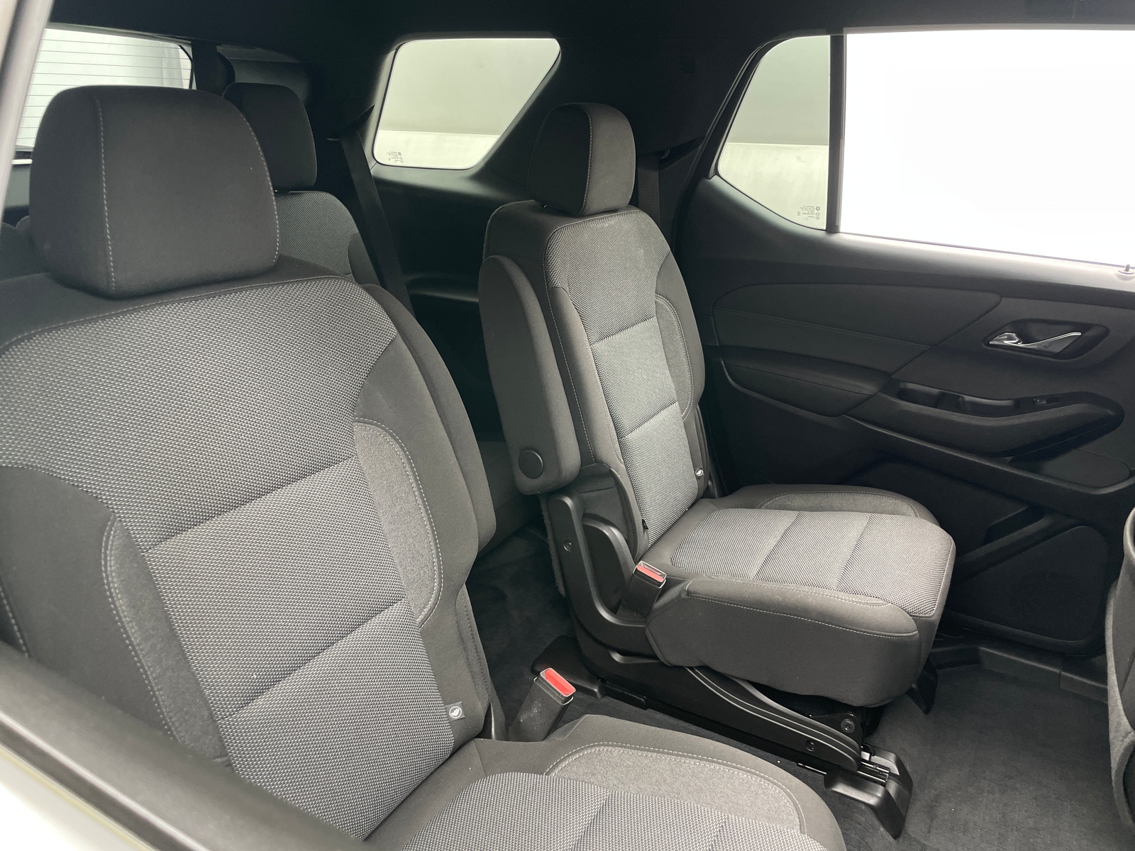 Thumbnail: 2022 Chevrolet Traverse - 6