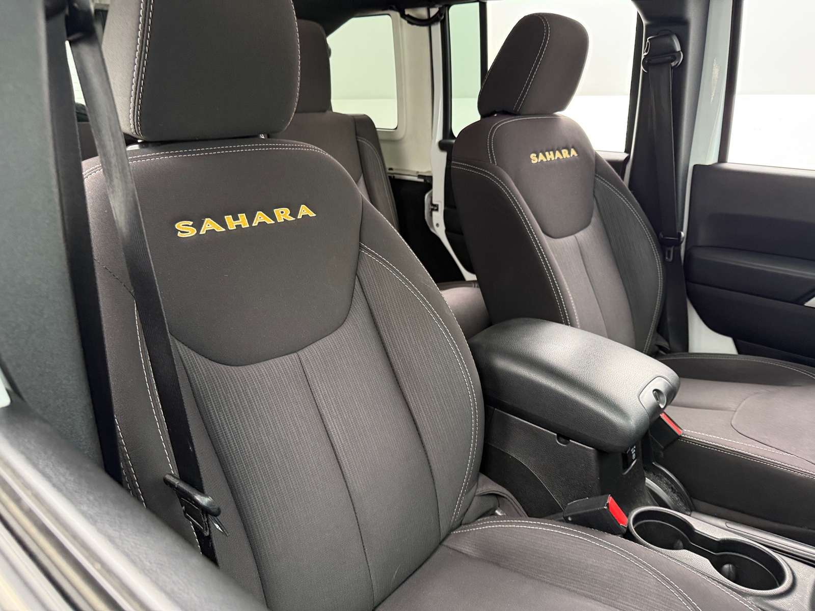 Thumbnail: 2014 Jeep Wrangler - 2