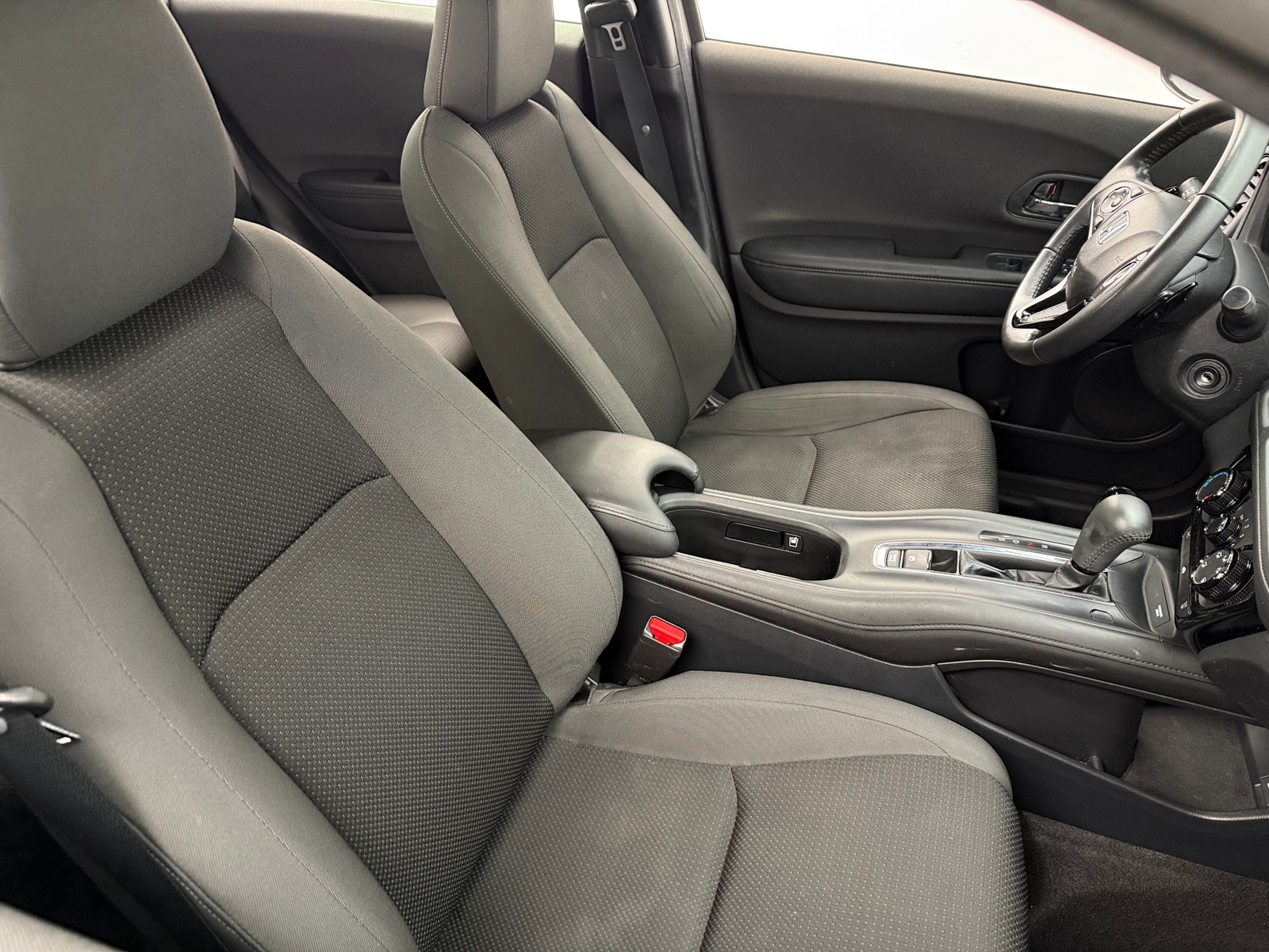 Thumbnail: 2019 Honda HR-V - 2