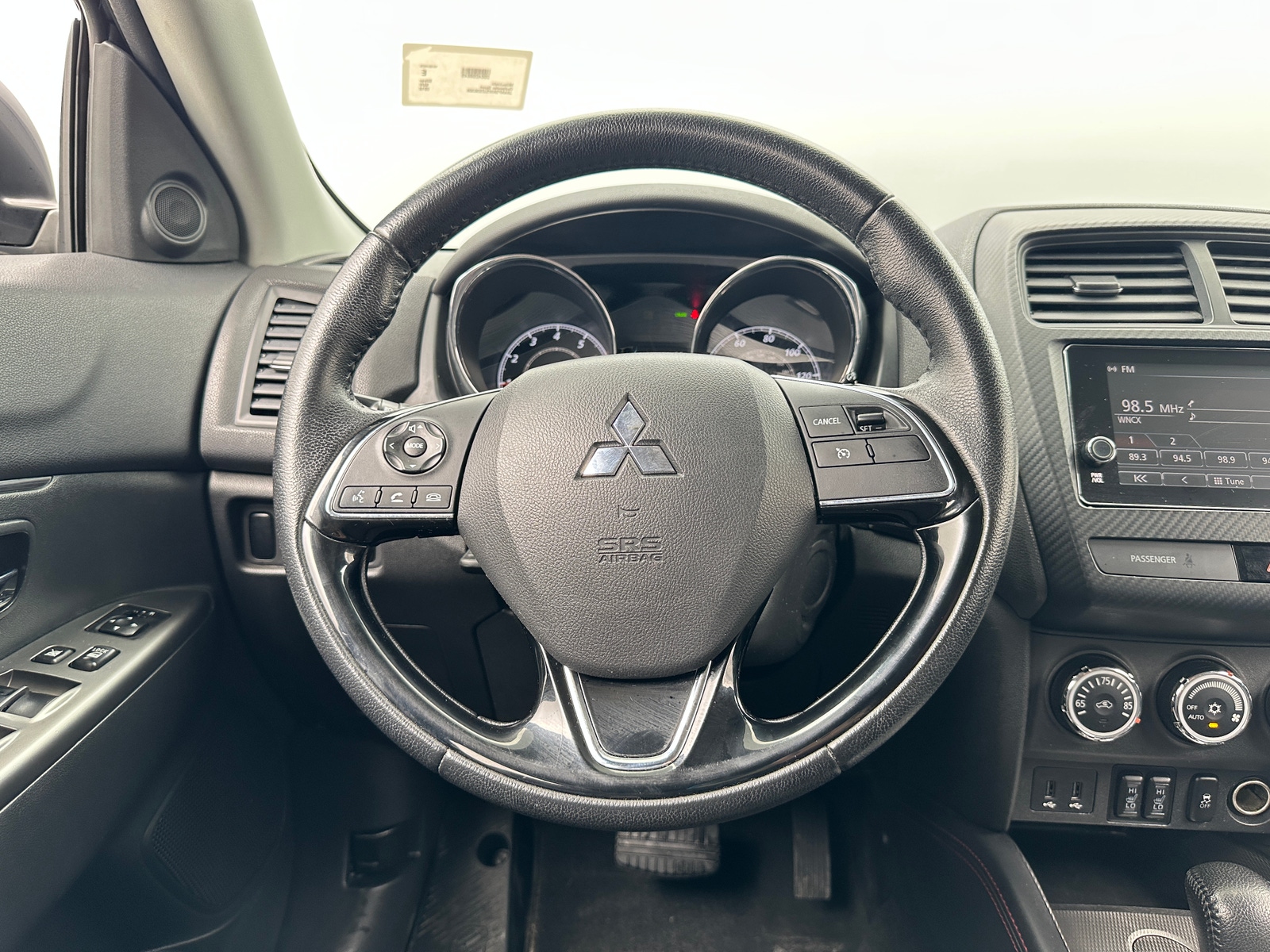 Thumbnail: 2018 Mitsubishi Outlander Sport - 5