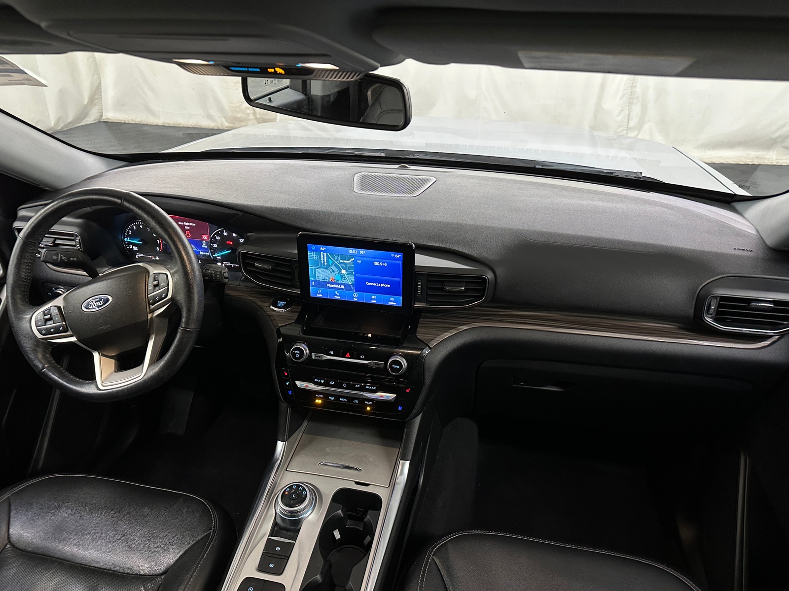 Thumbnail: 2022 Ford Explorer - 2