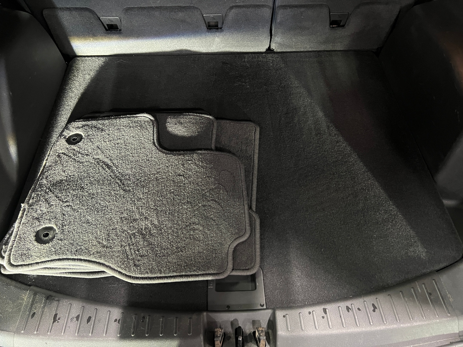 Thumbnail: 2018 Ford Escape - 6