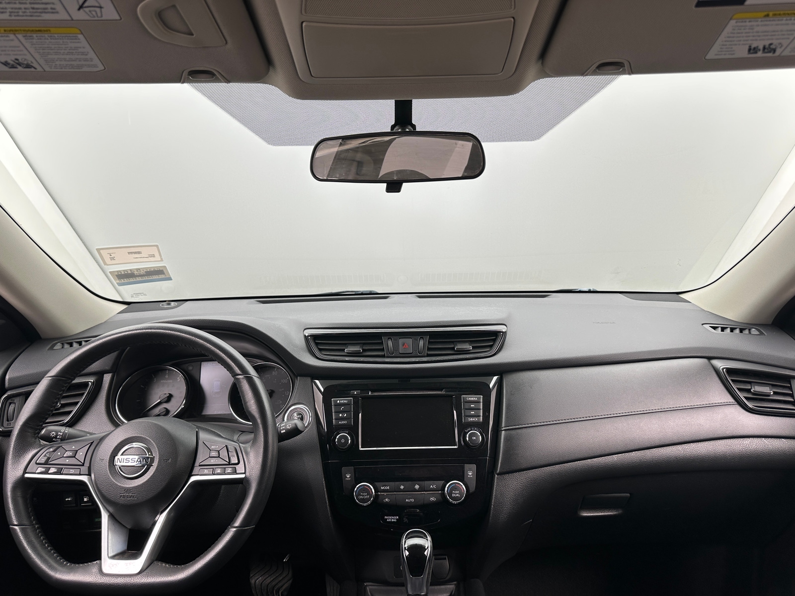 Thumbnail: 2018 Nissan Rogue - 3