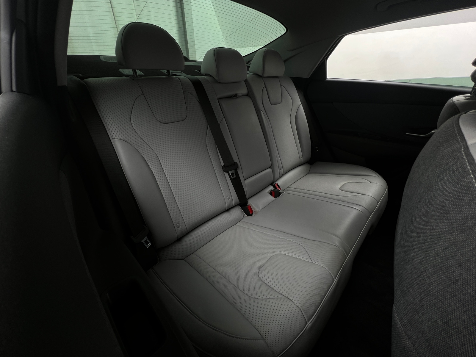 Thumbnail: 2023 Hyundai Elantra - 5