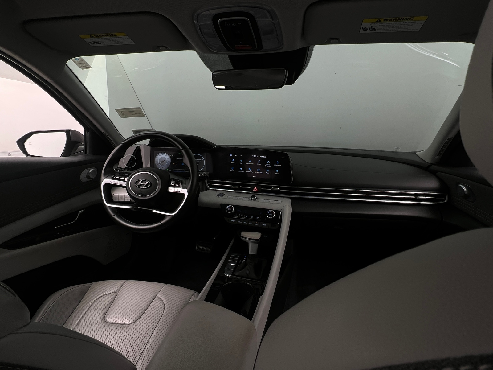 Thumbnail: 2023 Hyundai Elantra - 2