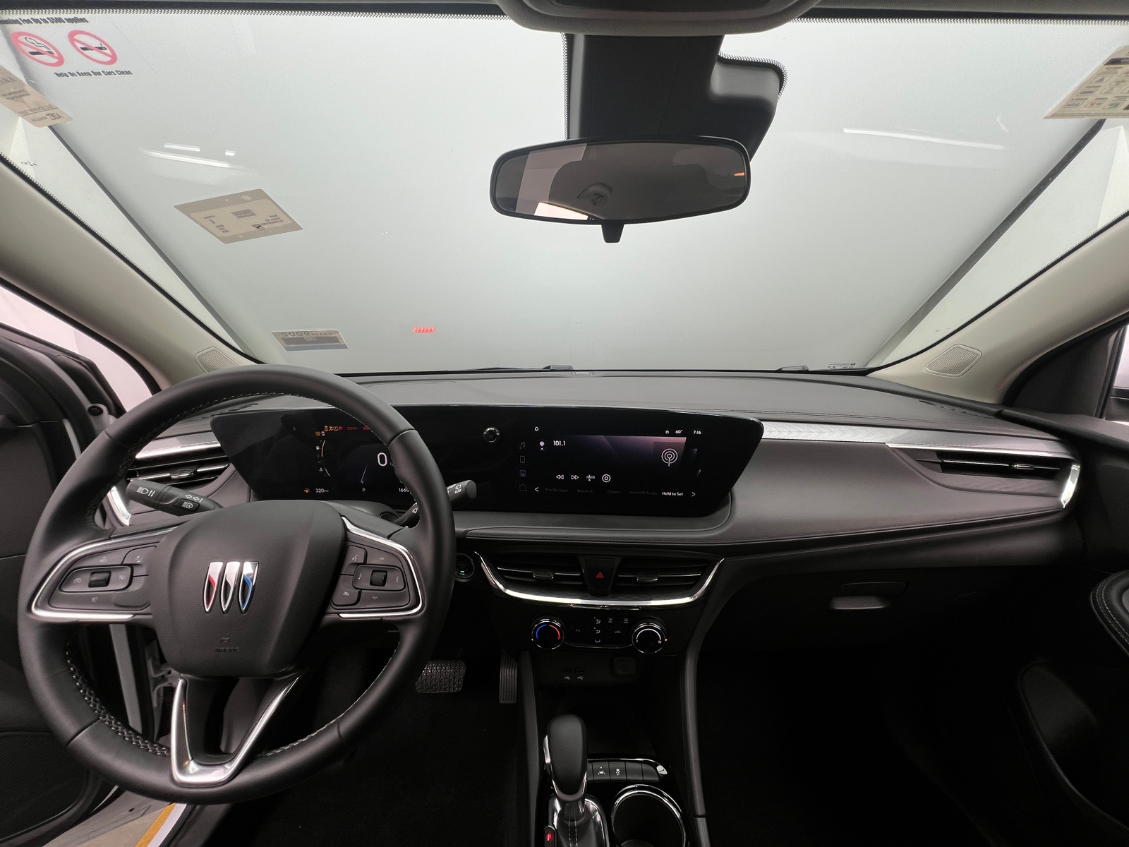 Thumbnail: 2025 Buick Encore GX - 3