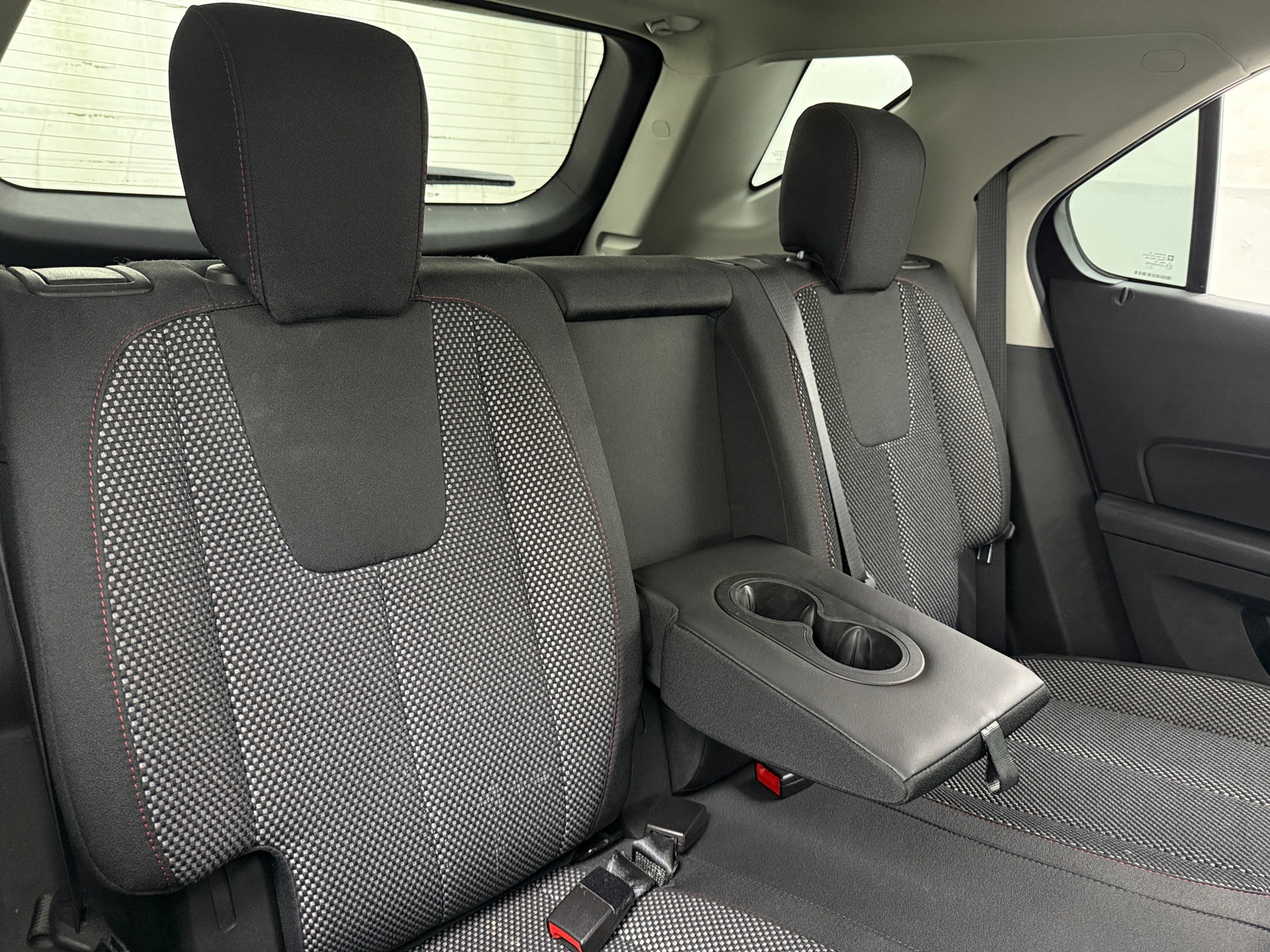 Thumbnail: 2017 Chevrolet Equinox - 6