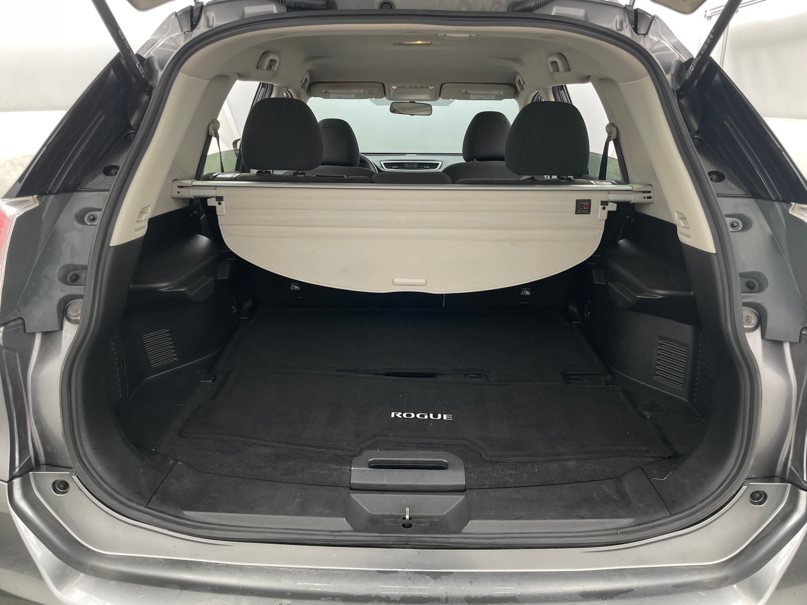 Thumbnail: 2016 Nissan Rogue - 7