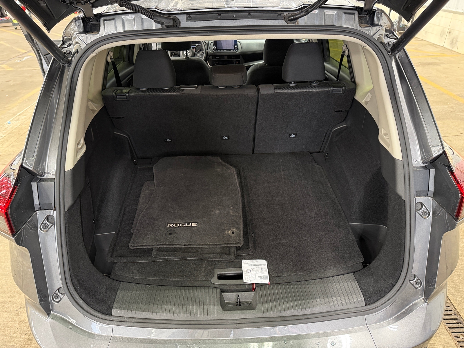 Thumbnail: 2024 Nissan Rogue - 7