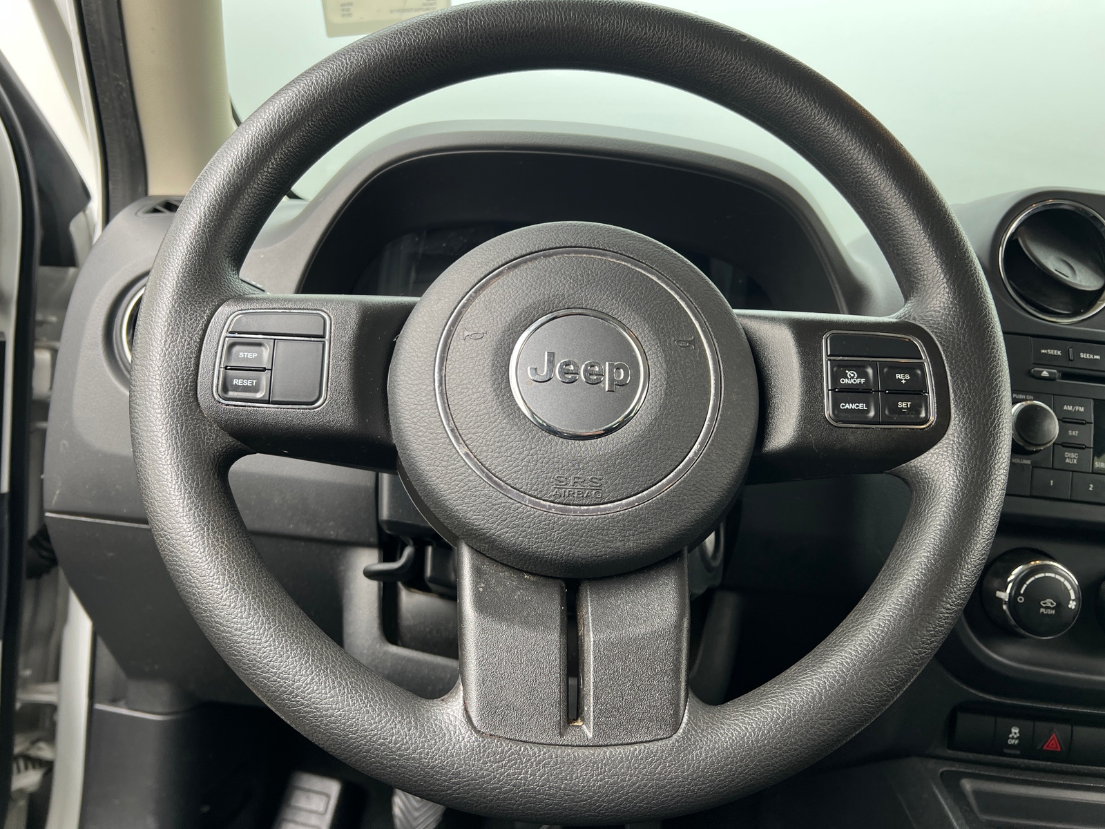 Thumbnail: 2016 Jeep Patriot - 5