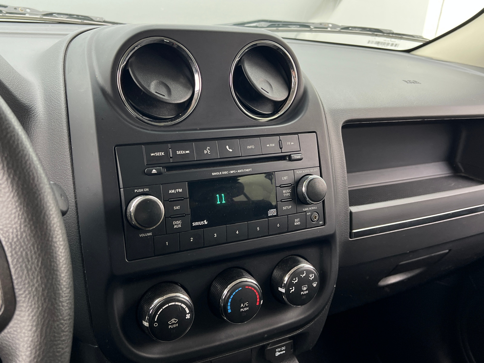 Thumbnail: 2016 Jeep Patriot - 4