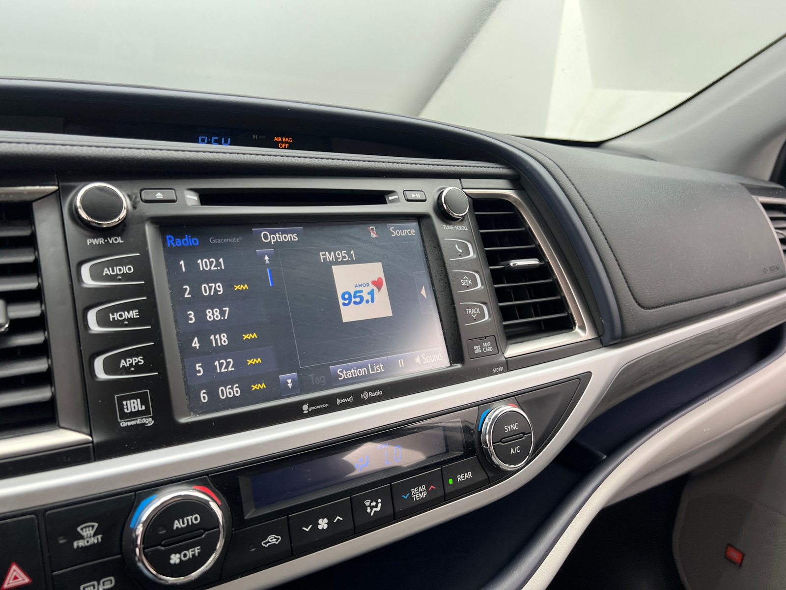 Thumbnail: 2019 Toyota Highlander - 3