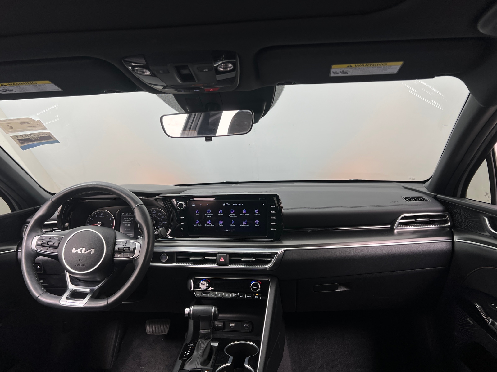 Thumbnail: 2023 Kia K5 - 3