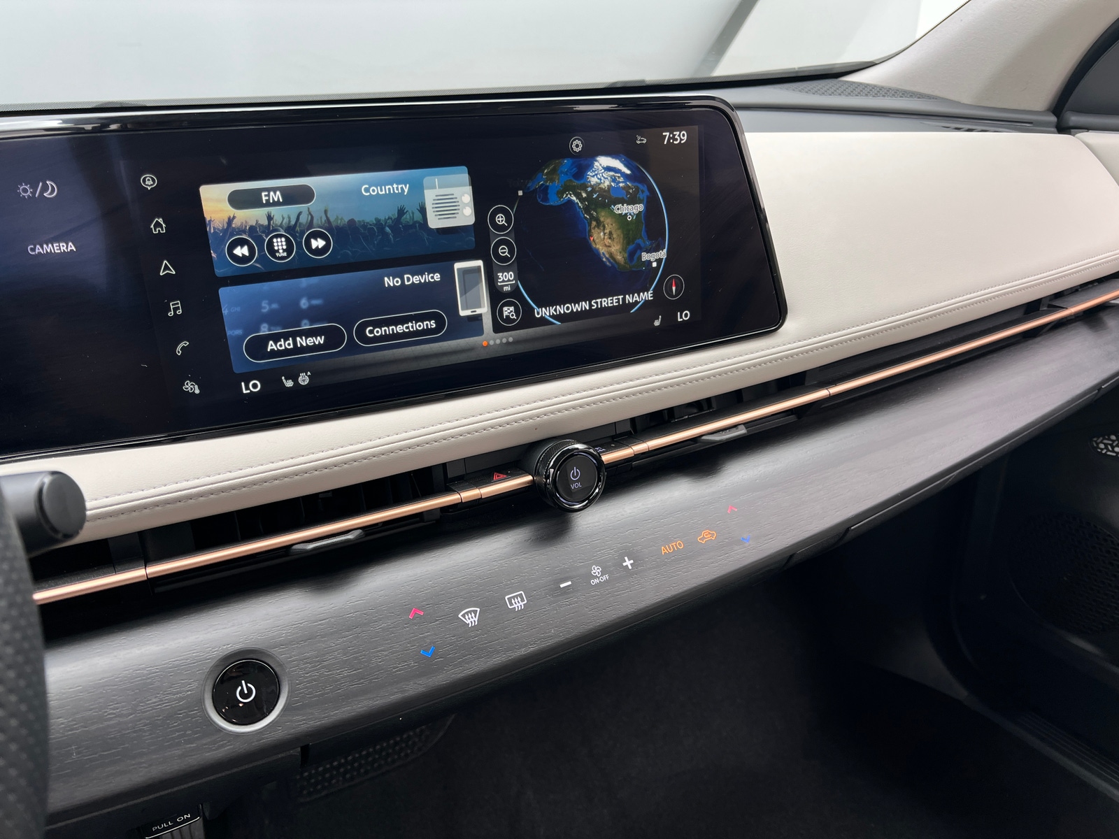 Thumbnail: 2023 Nissan Ariya - 3