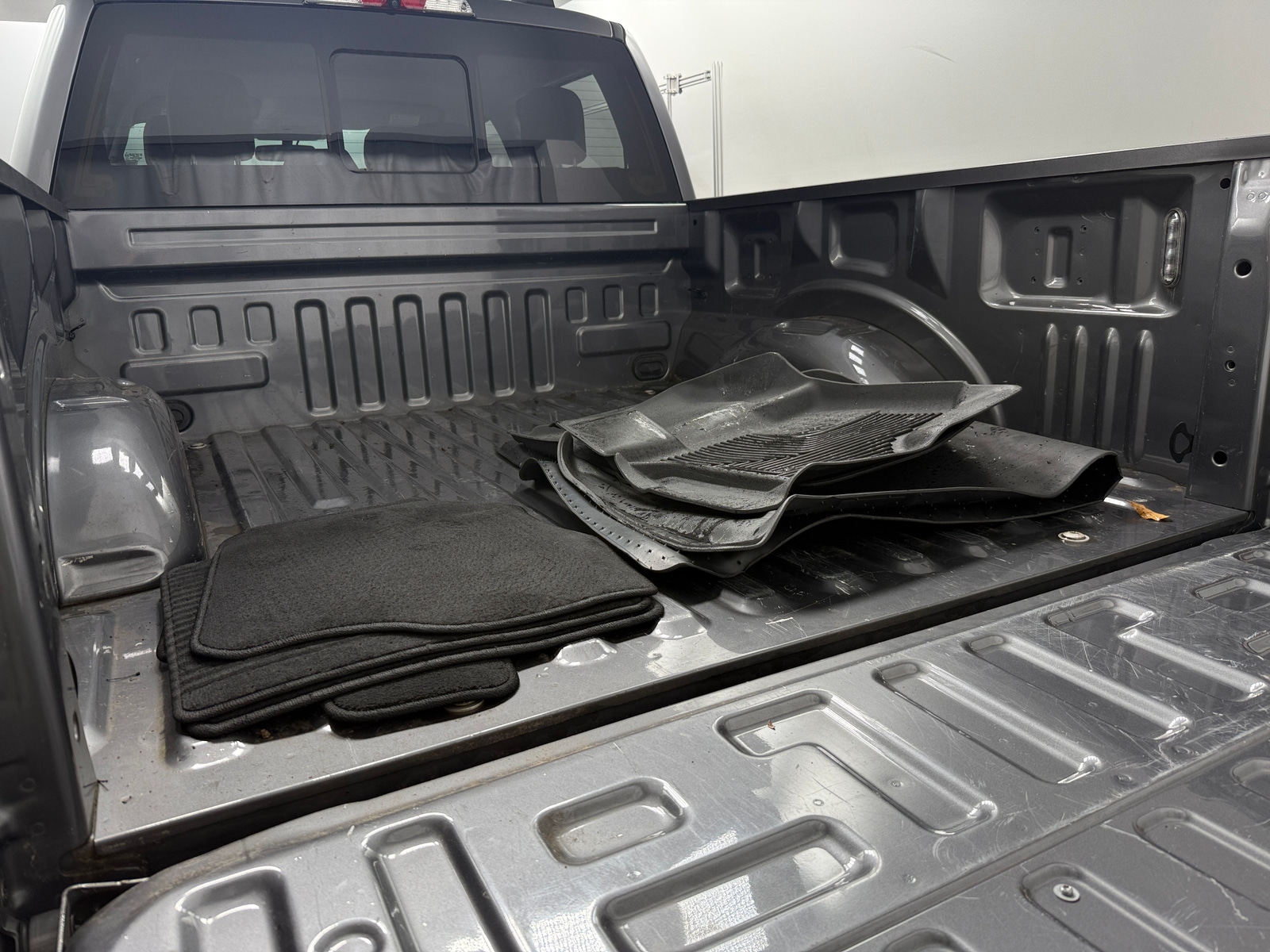 Thumbnail: 2021 Ford Econoline - 7