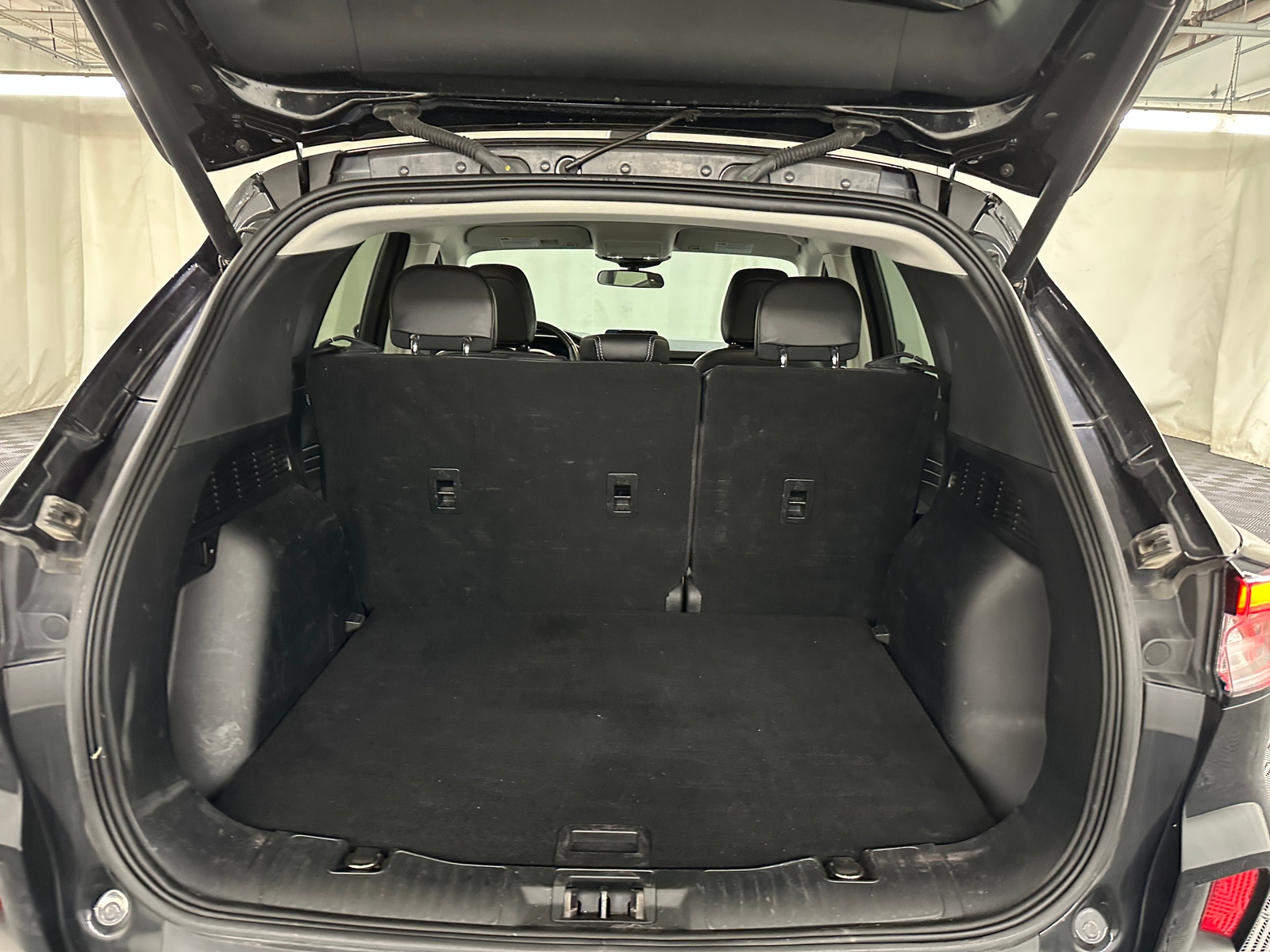 Thumbnail: 2021 Ford Escape - 6