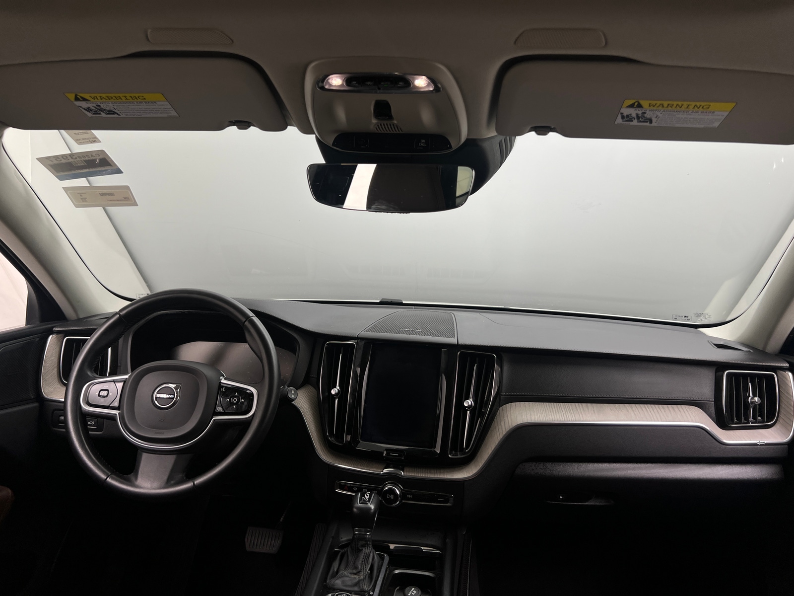 Thumbnail: 2019 Volvo XC60 - 2