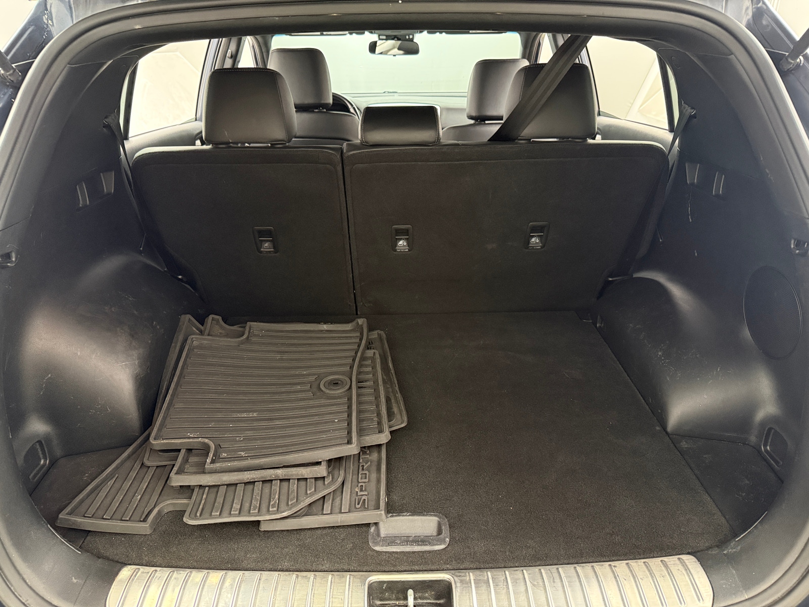 Thumbnail: 2020 Kia Sportage - 6