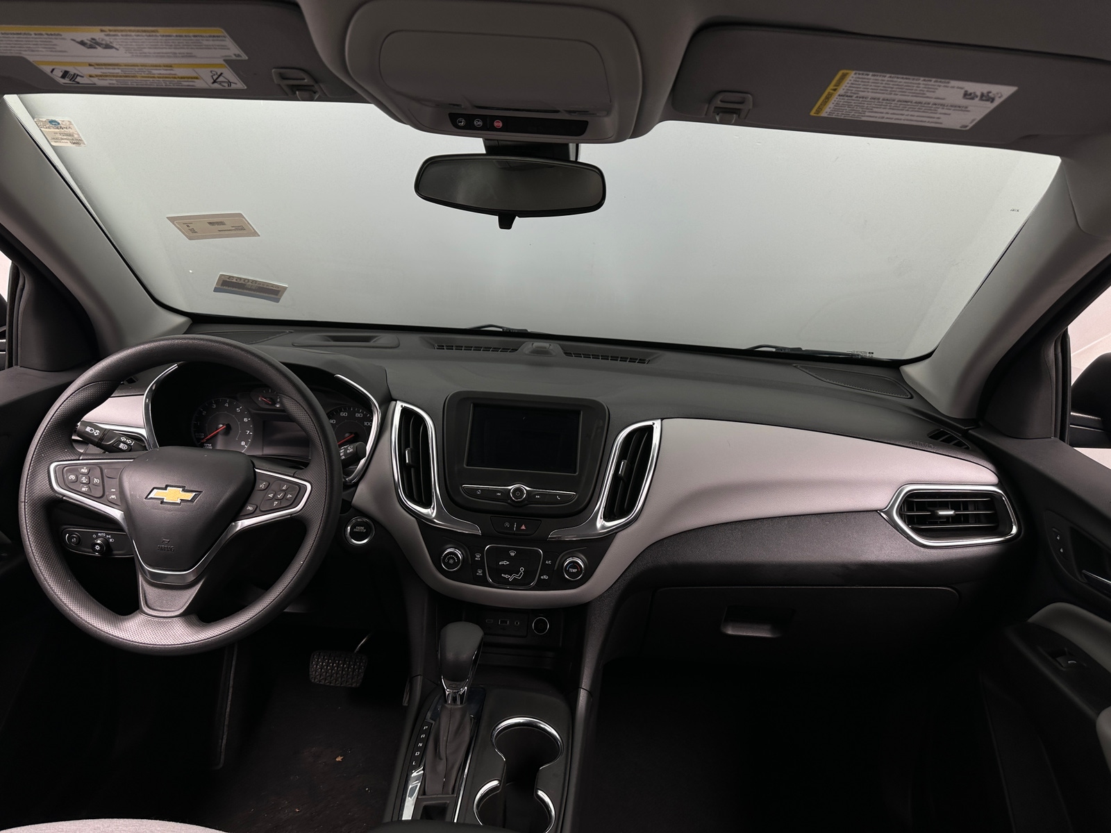 Thumbnail: 2022 Chevrolet Equinox - 3