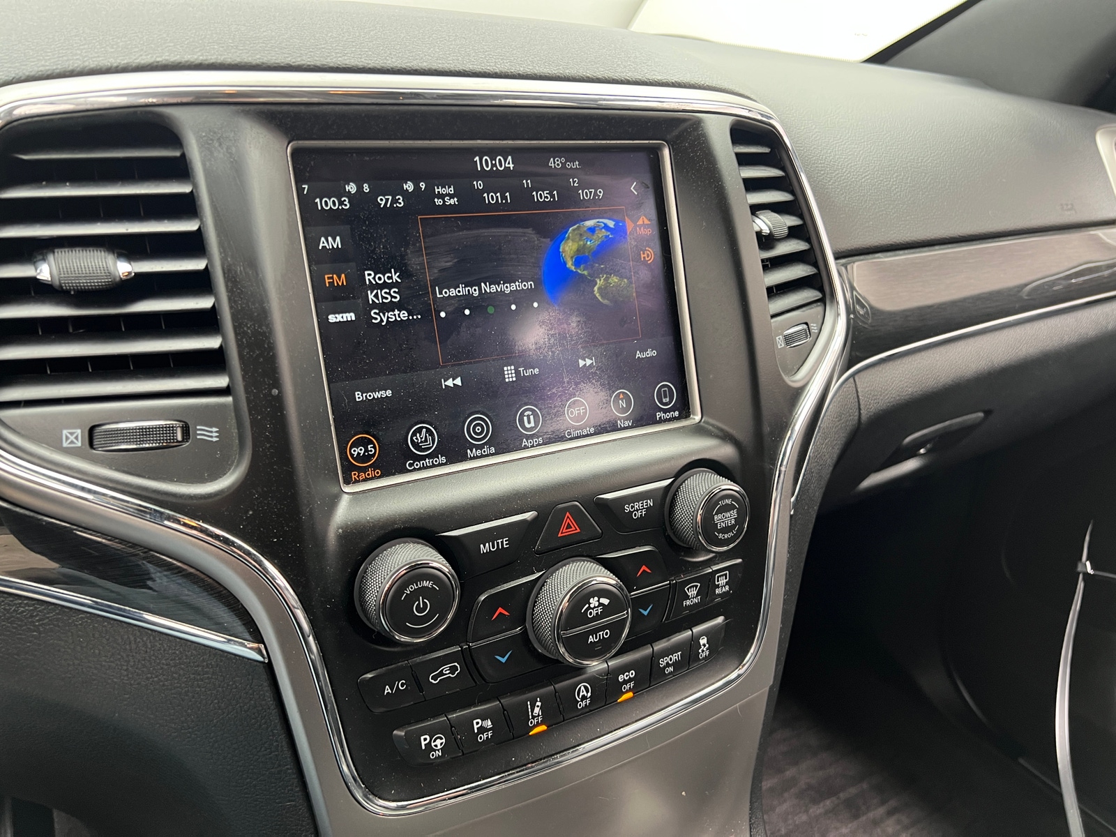 Thumbnail: 2018 Jeep Grand Cherokee - 3