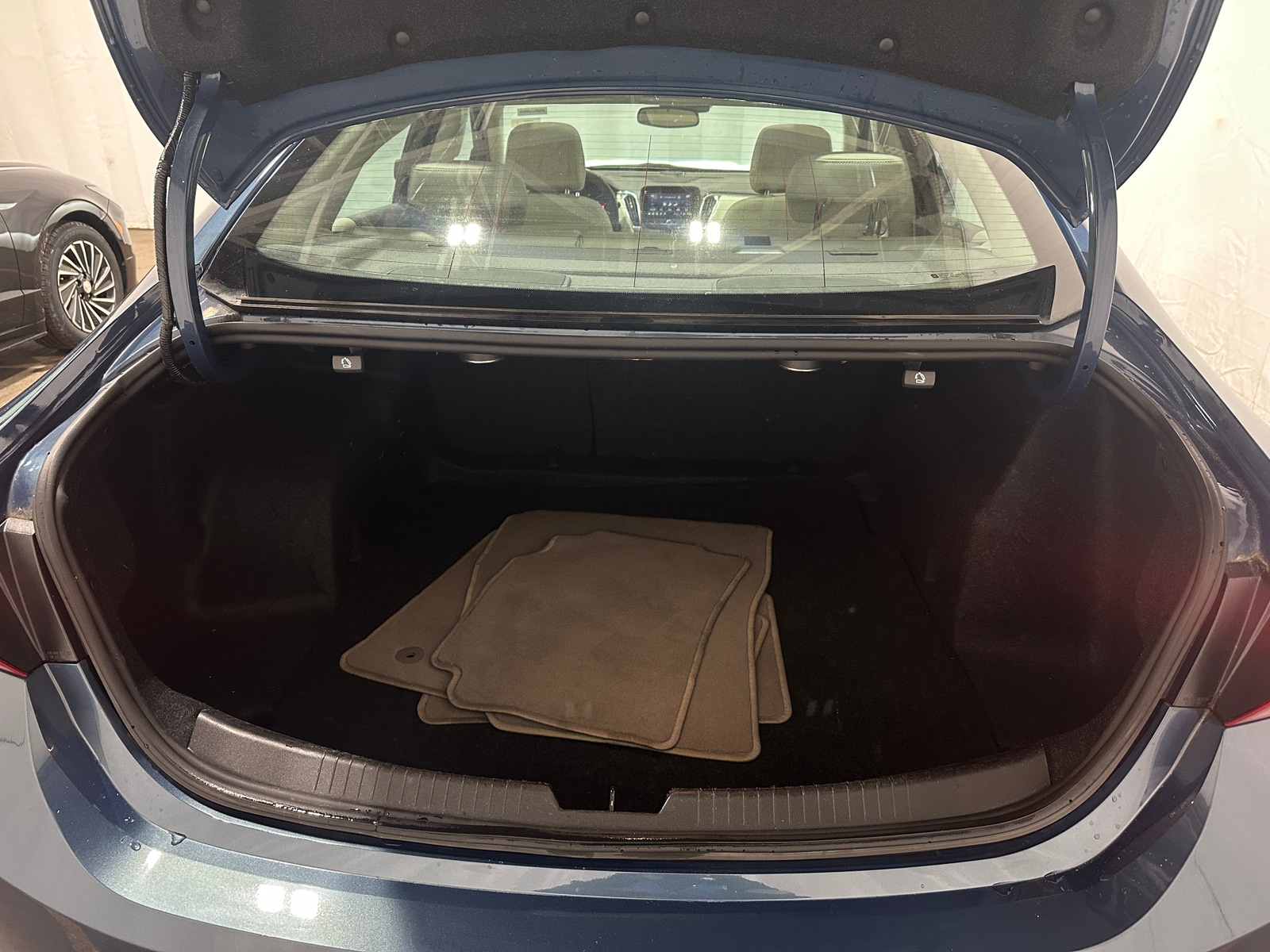 Thumbnail: 2024 Chevrolet Malibu - 6