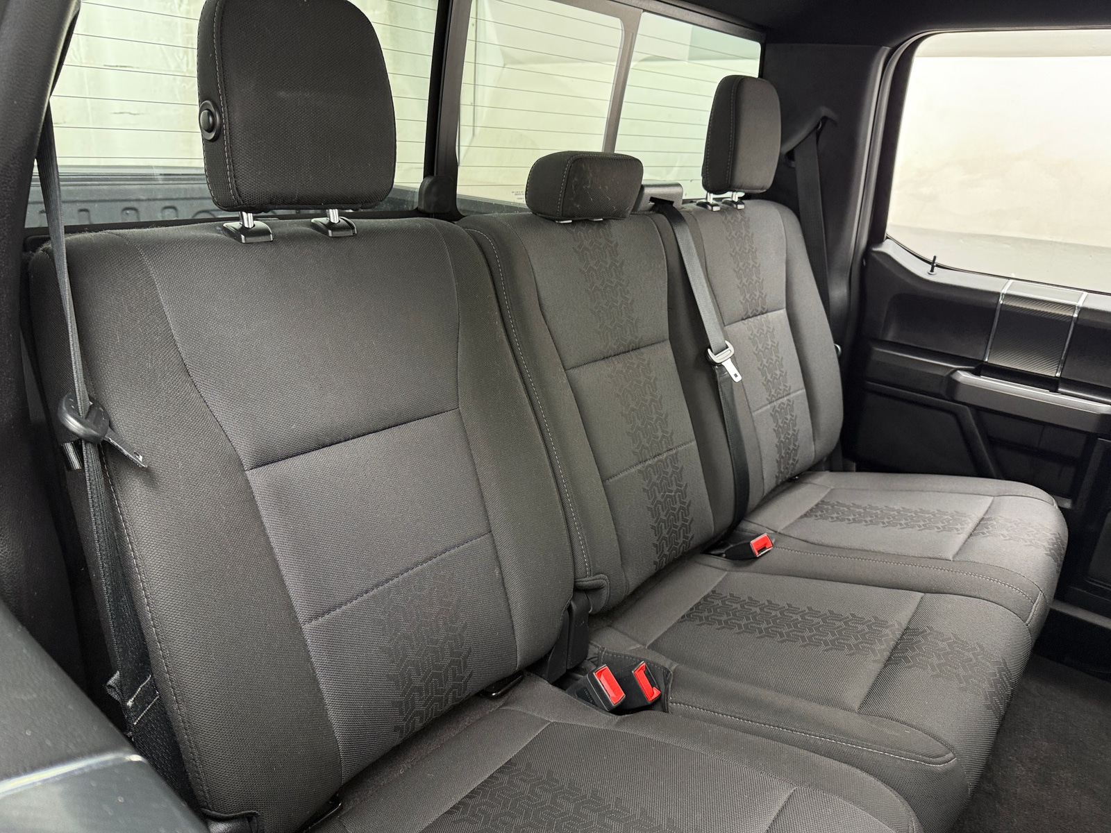 Thumbnail: 2018 Ford Econoline - 6