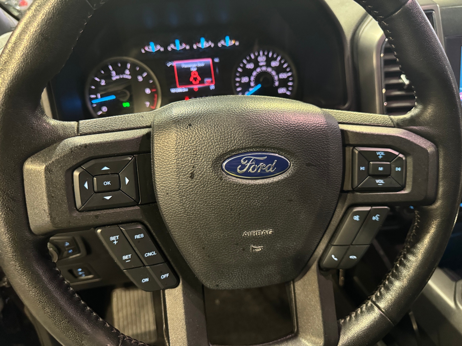 Thumbnail: 2018 Ford Econoline - 5