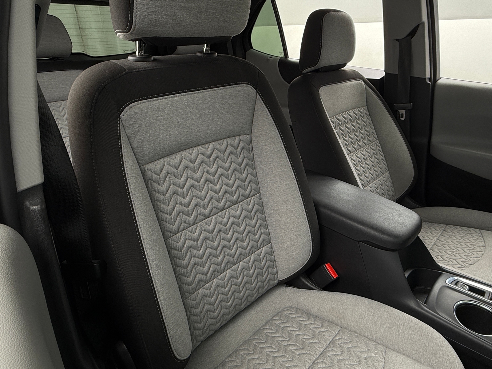 Thumbnail: 2023 Chevrolet Equinox - 2