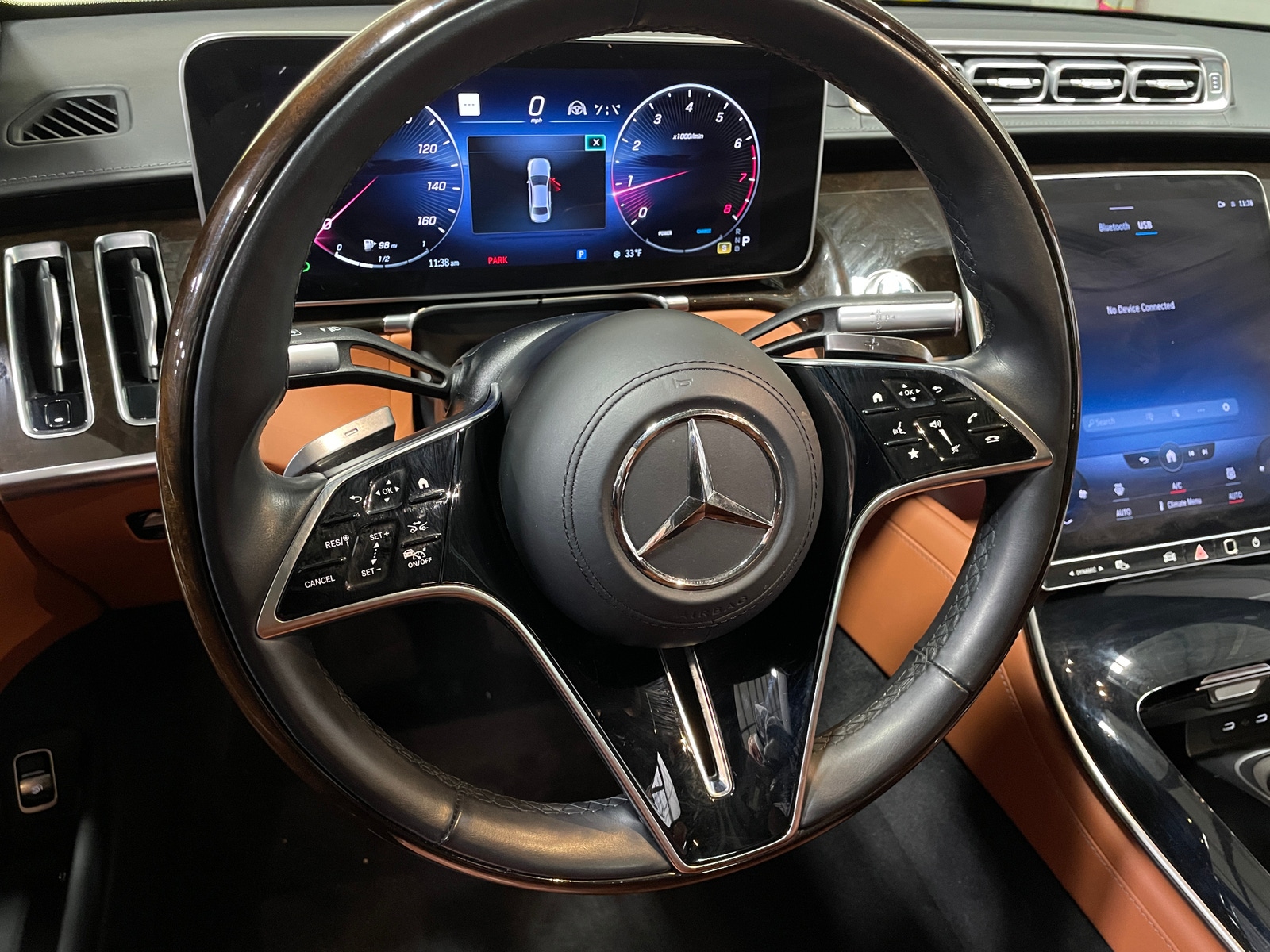 Thumbnail: 2022 Mercedes-Benz S-Class - 4