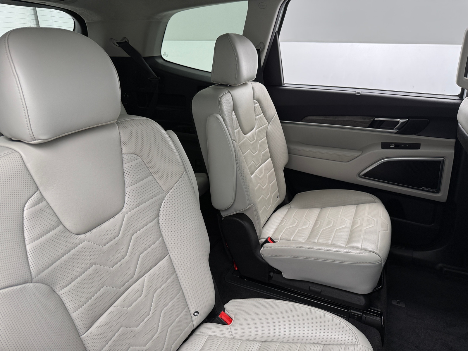 Thumbnail: 2020 Kia Telluride - 5