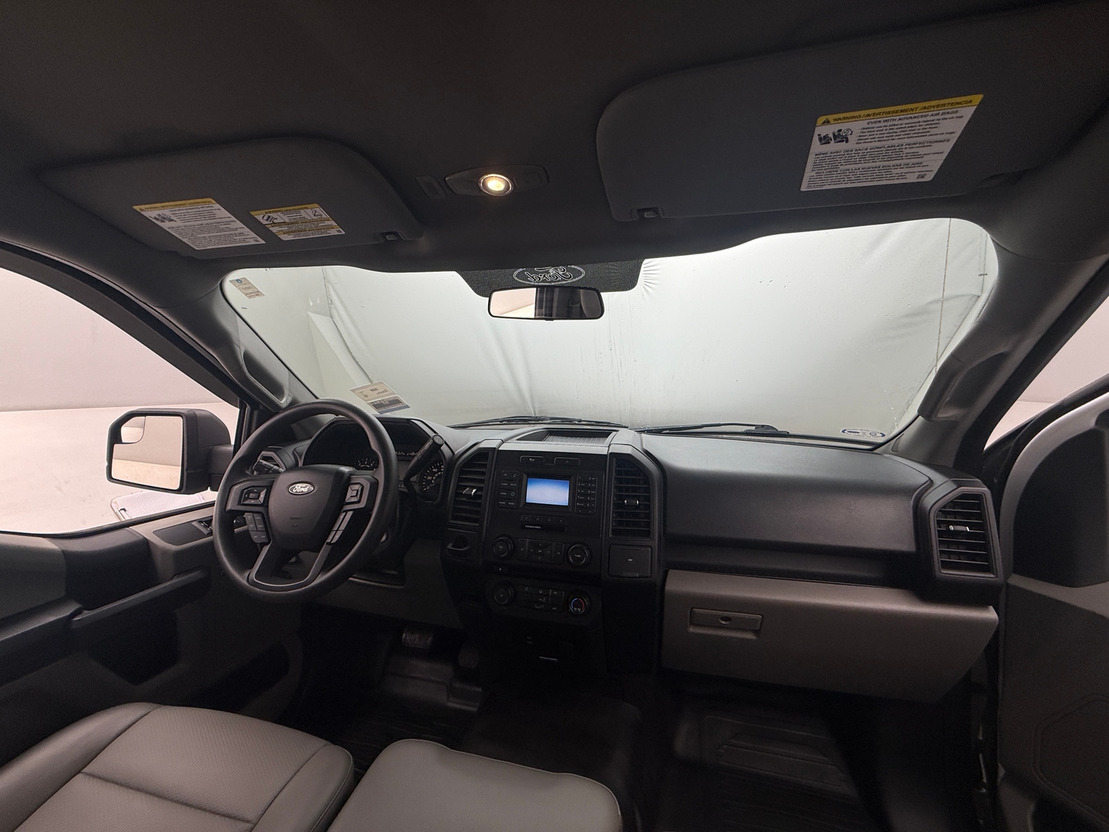 Thumbnail: 2017 Ford Econoline - 3