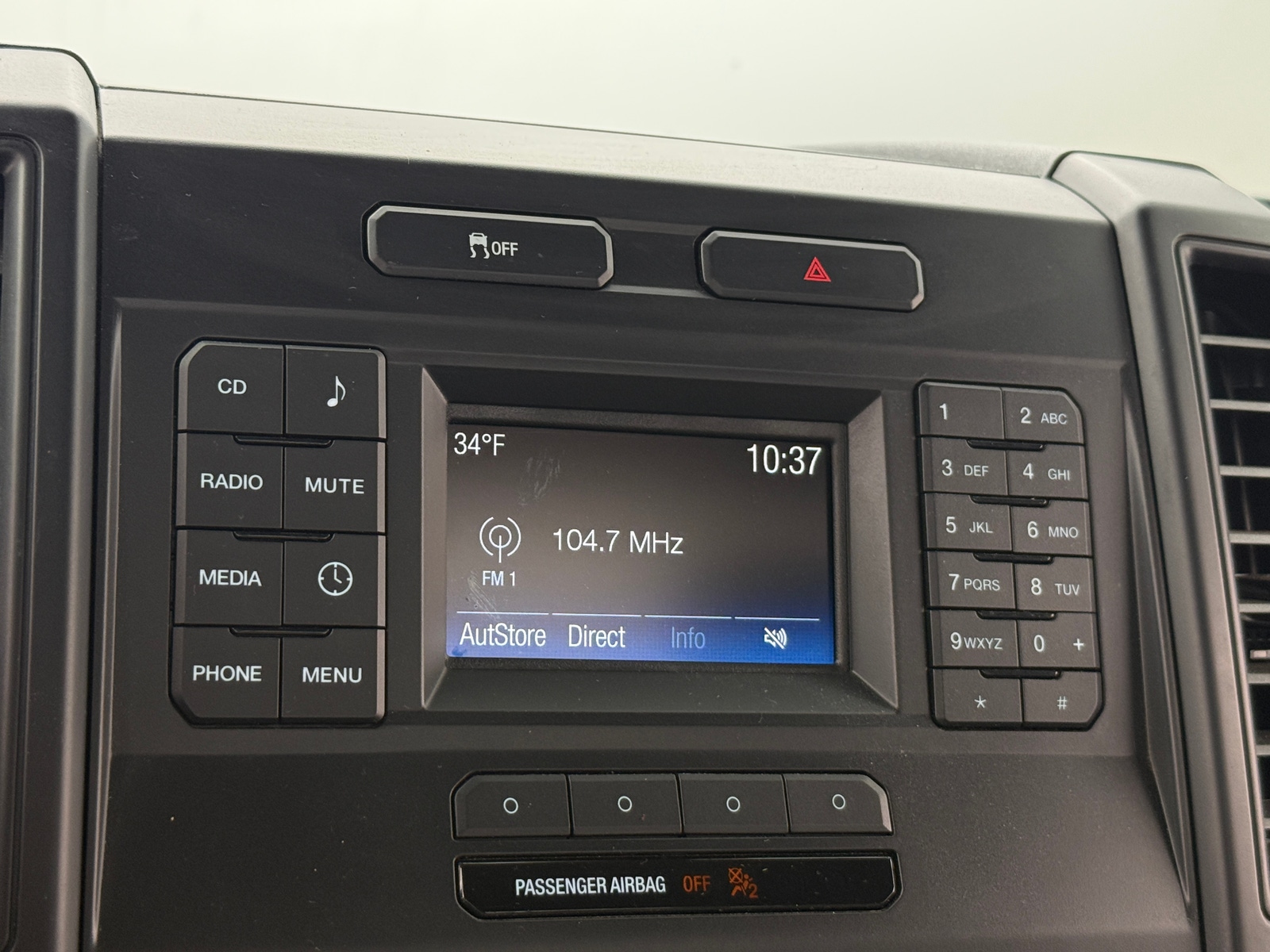 Thumbnail: 2017 Ford Econoline - 4