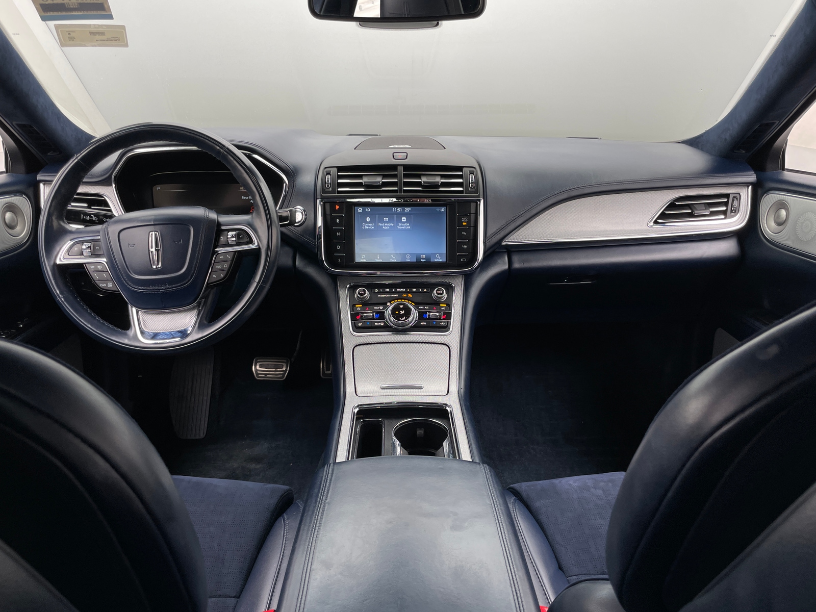 Thumbnail: 2019 Lincoln Continental - 2