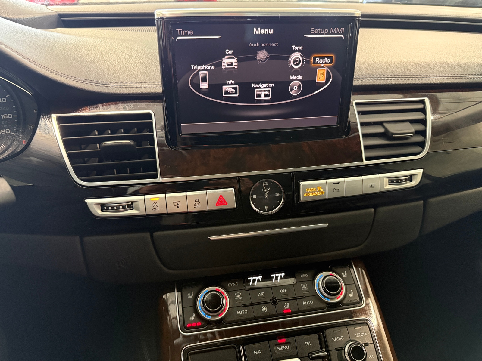 Thumbnail: 2017 Audi A8 - 3