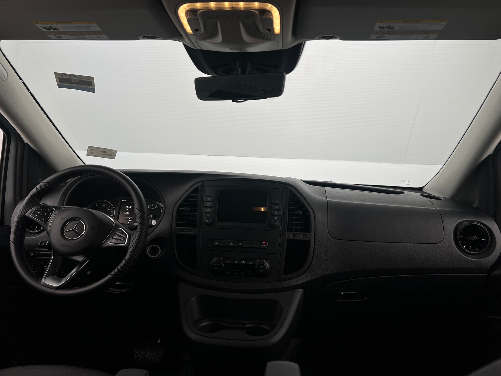 Thumbnail: 2023 Mercedes-Benz Metris - 3