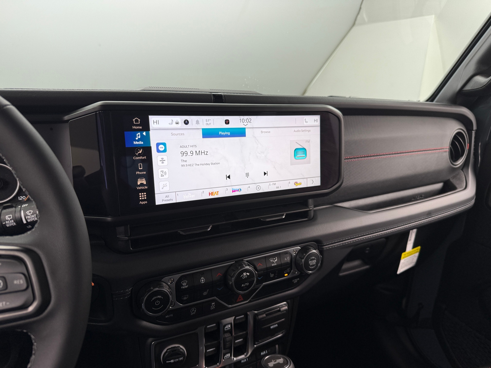 Thumbnail: 2025 Jeep Wrangler - 3