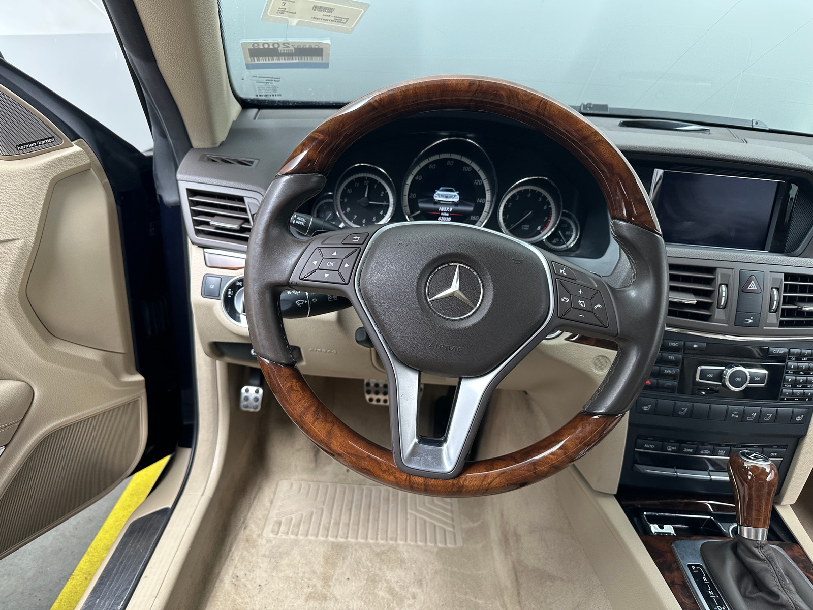 Thumbnail: 2013 Mercedes-Benz E-Class - 4