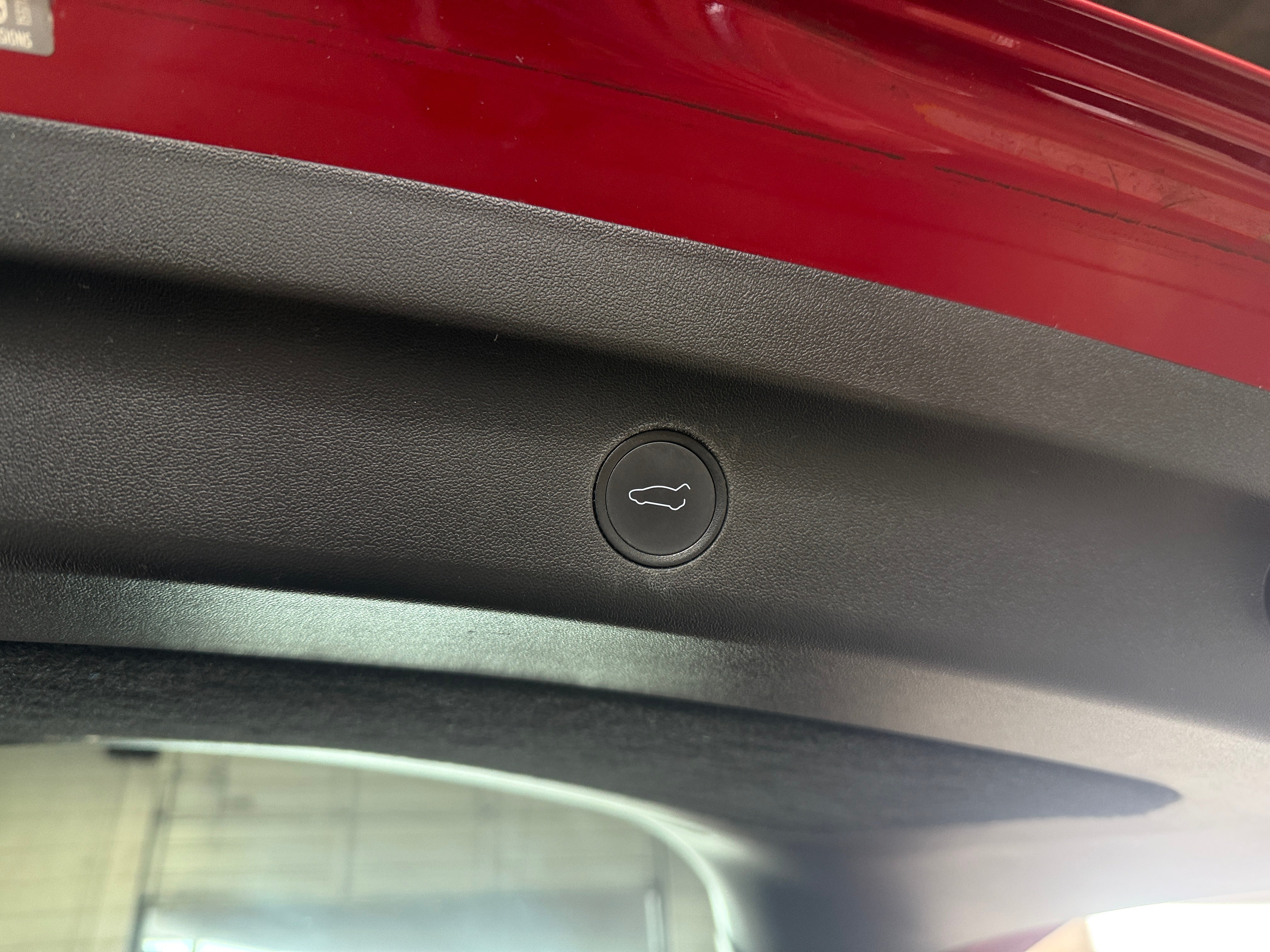 Used 2021 Tesla Model Y Long Range with VIN 5YJYGDEE9MF231867 for sale in Oak Creek, WI