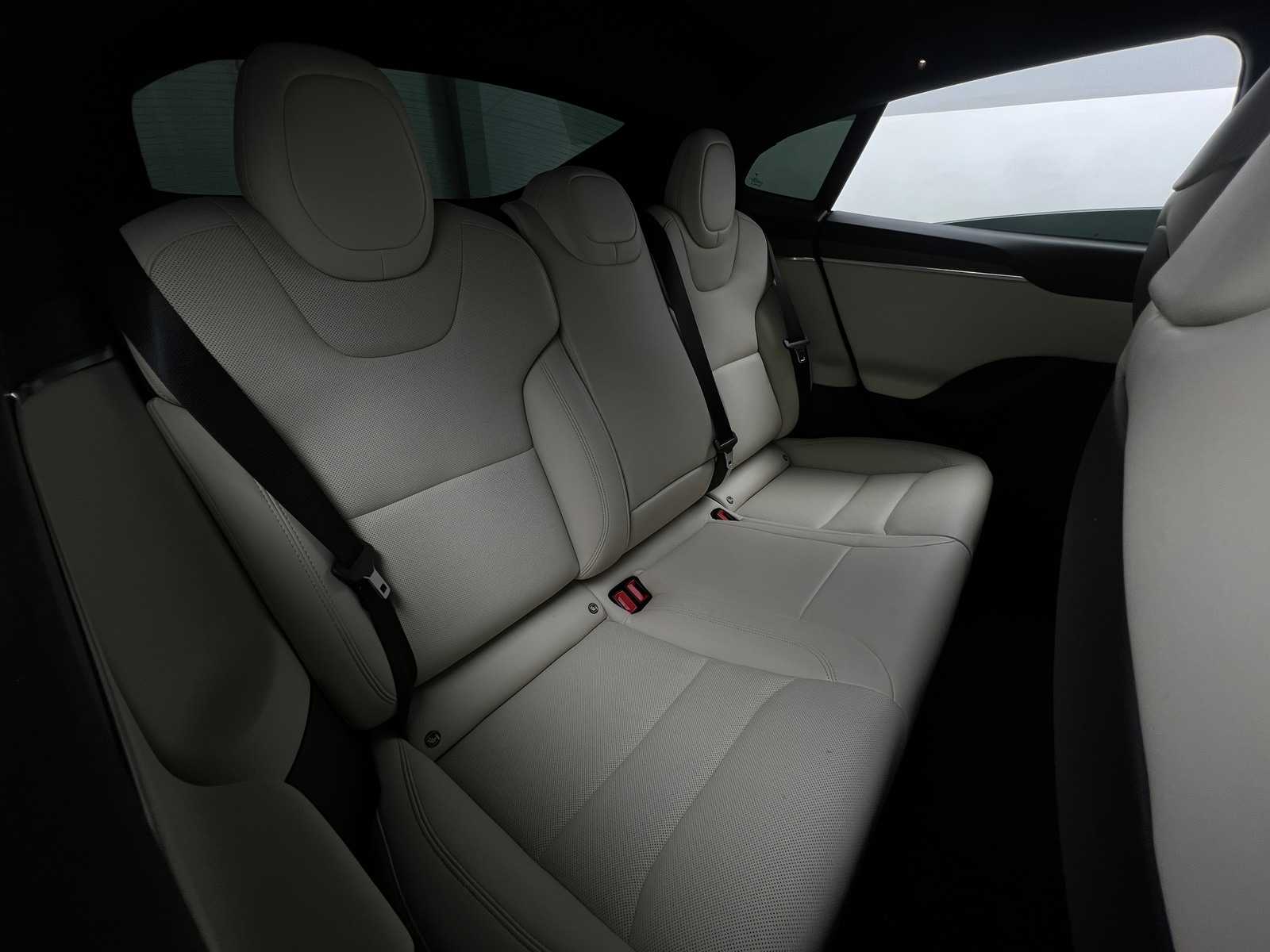 Thumbnail: 2022 Tesla Model S - 5