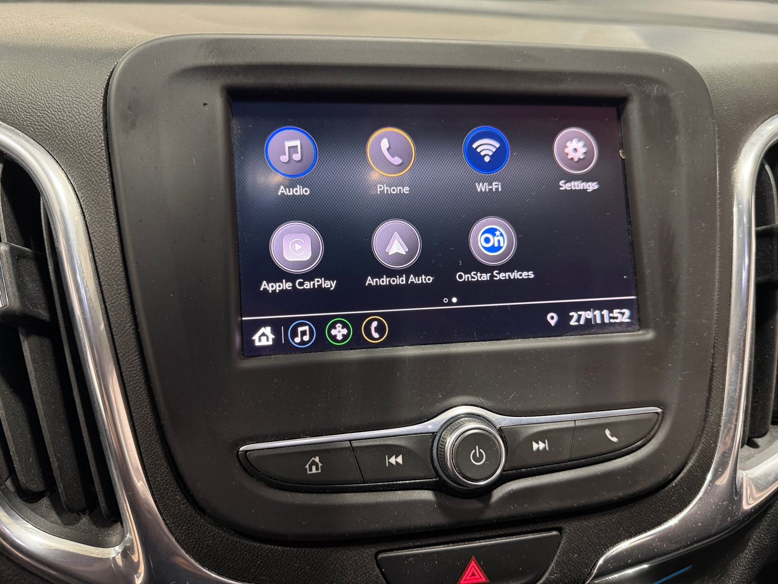 Thumbnail: 2020 Chevrolet Equinox - 4