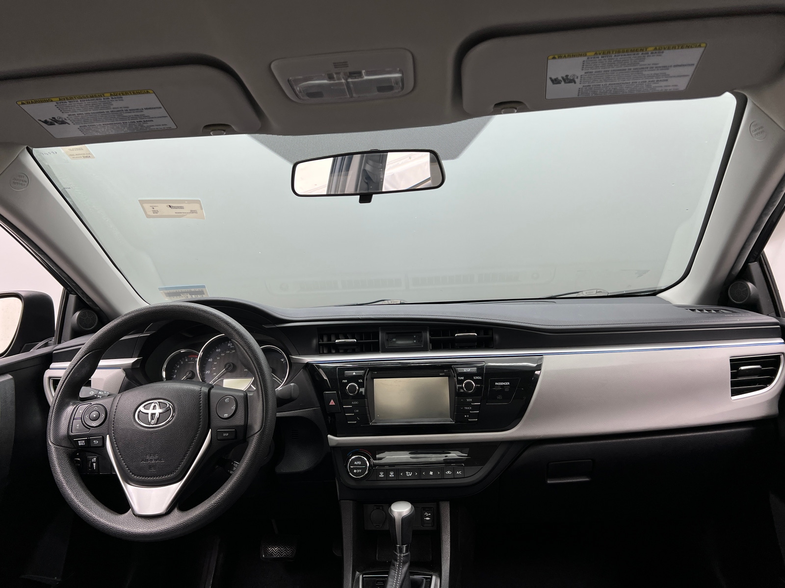 Thumbnail: 2016 Toyota Corolla - 3