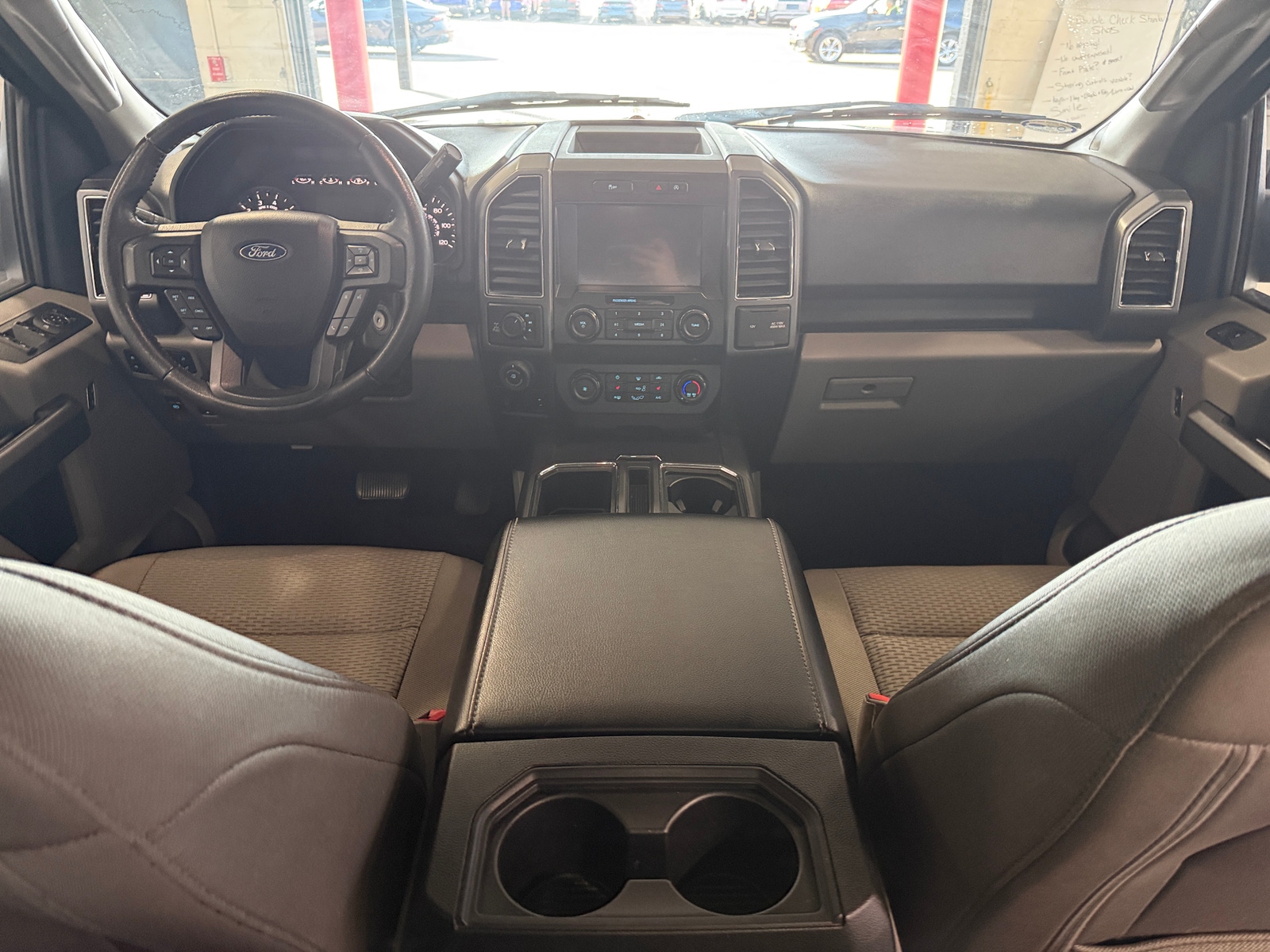 Thumbnail: 2020 Ford Econoline - 3