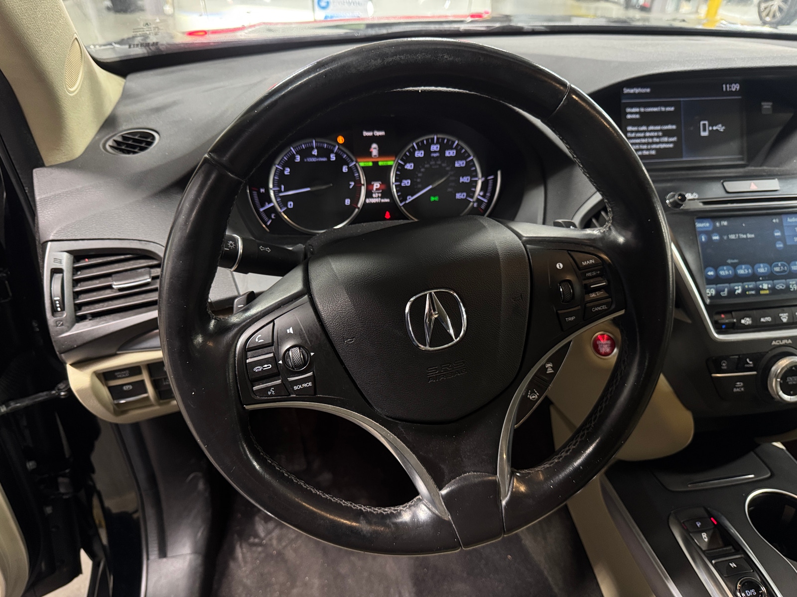 Thumbnail: 2019 Acura MDX - 4