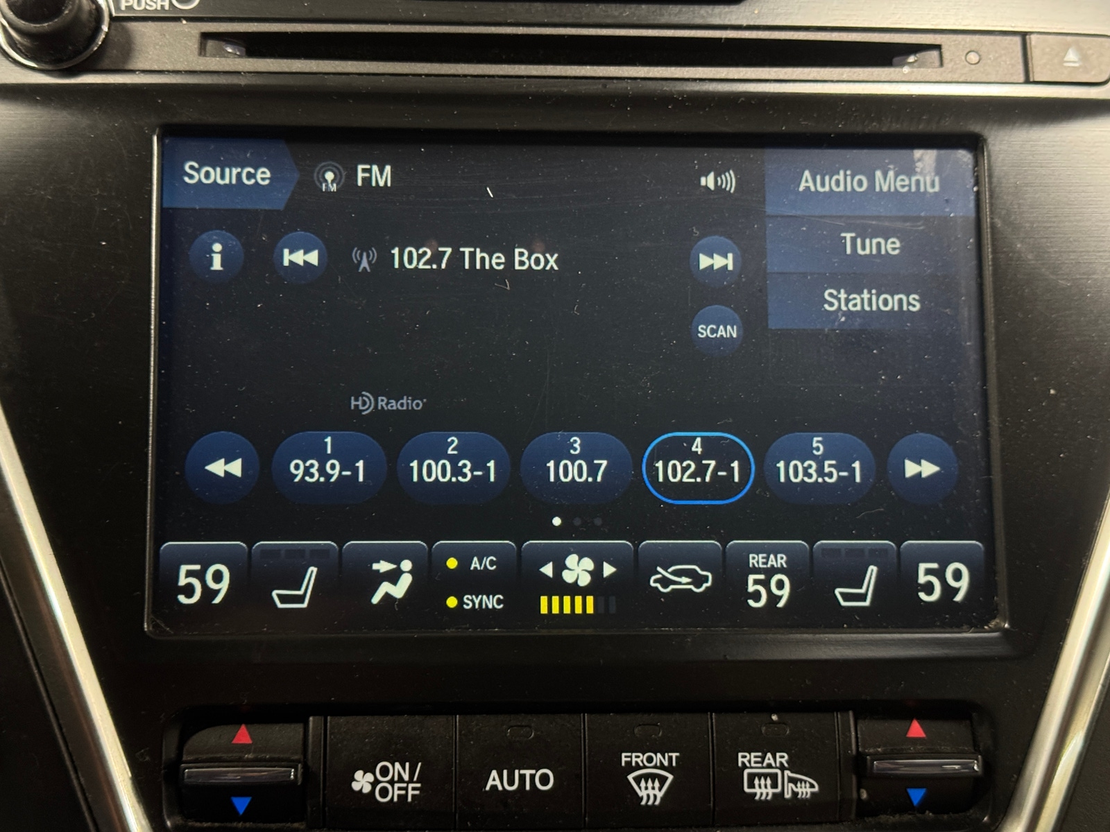 Thumbnail: 2019 Acura MDX - 3