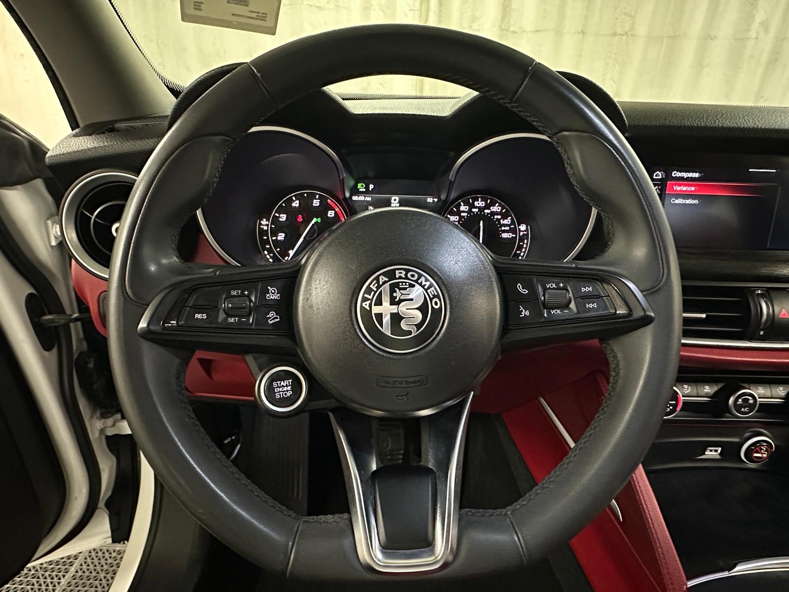 Thumbnail: 2020 Alfa Romeo Stelvio - 4