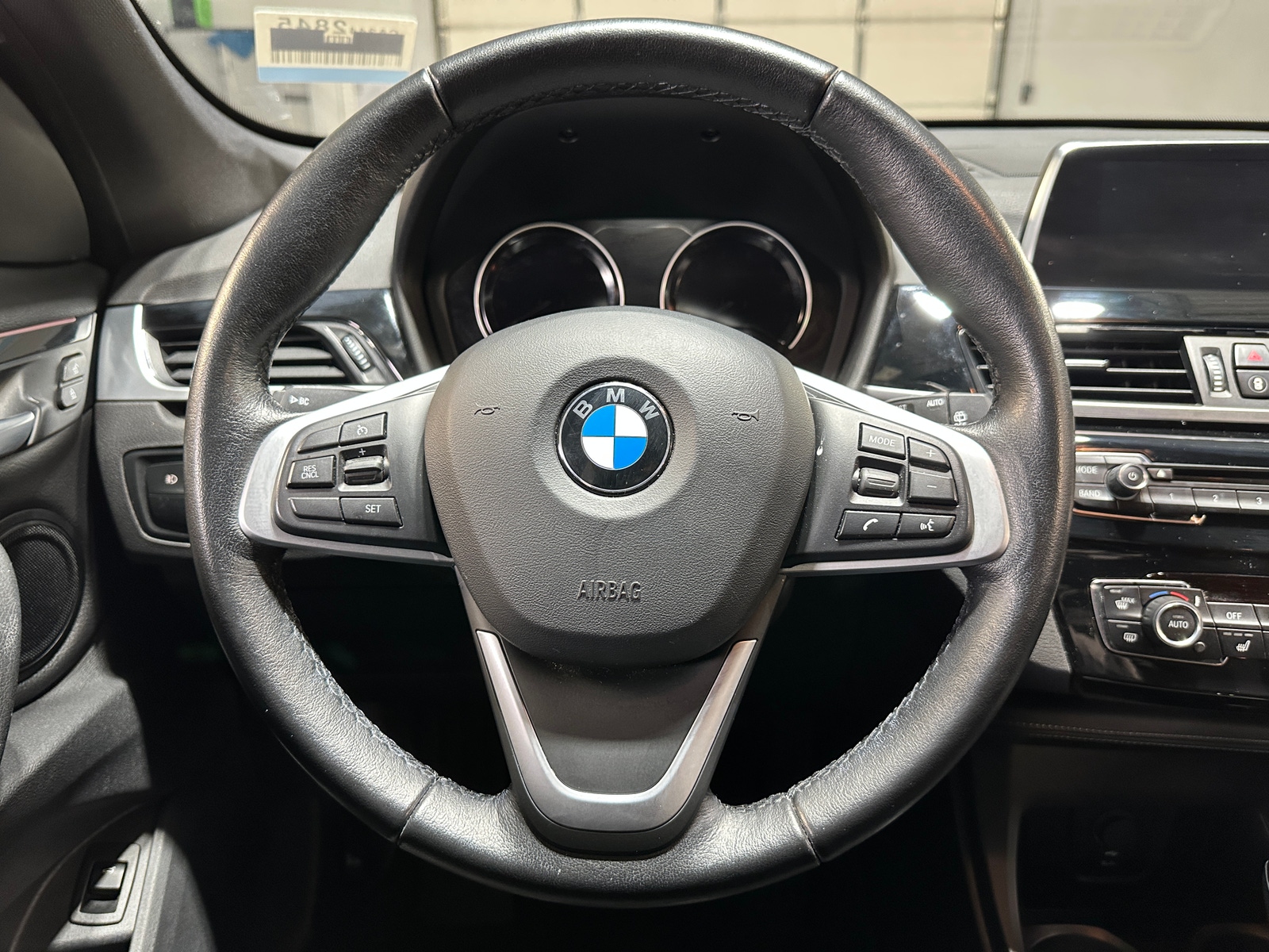 Thumbnail: 2019 BMW X1 - 4